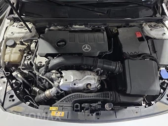 2020 Mercedes-Benz CLA 250 4MATIC – miniatura 12