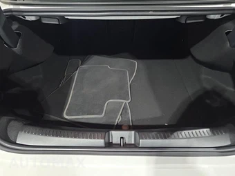 2020 Mercedes-Benz CLA 250 4MATIC – miniatura 13