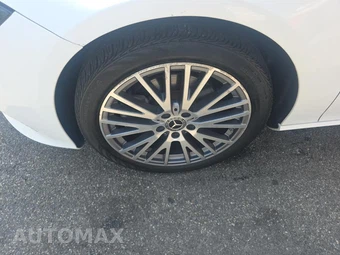 2020 Mercedes-Benz CLA 250 4MATIC - miniatura 8