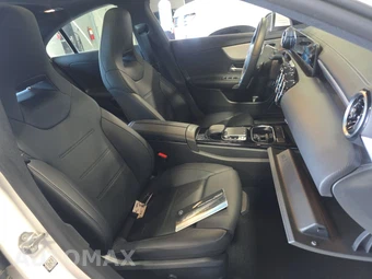 2020 Mercedes-Benz CLA 250 4MATIC – miniatura 8