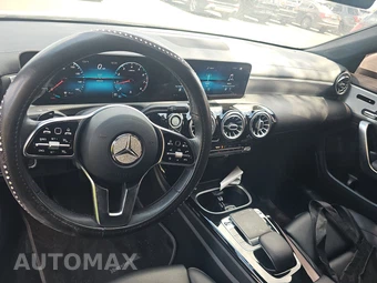 2020 Mercedes-Benz CLA 250 – miniatura 11