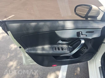 2020 Mercedes-Benz CLA 250 – miniatura 9