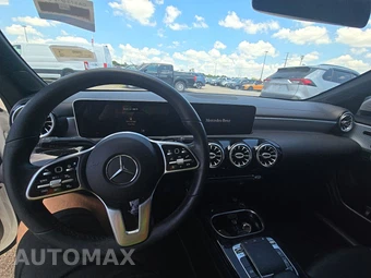 2020 Mercedes-Benz CLA 250 – miniatura 11