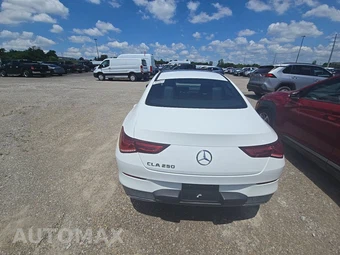 2020 Mercedes-Benz CLA 250 – miniatura 5