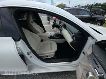 2020 Mercedes-Benz CLA 250 – miniatura 15