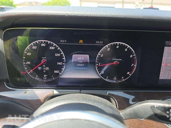 2020 Mercedes-Benz E 350 4MATIC Sedan - miniatura 6