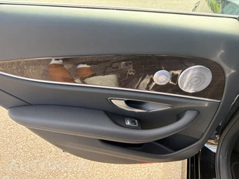 2020 Mercedes-Benz E 350 4MATIC Sedan - miniatura 11