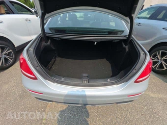 2020 Mercedes-Benz E 350 4MATIC Sedan - miniatura 14