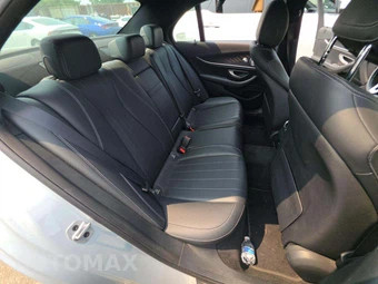2020 Mercedes-Benz E 350 4MATIC Sedan - miniatura 16