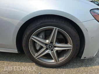 2020 Mercedes-Benz E 350 4MATIC Sedan - miniatura 26