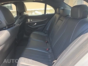 2020 Mercedes-Benz E 350 4MATIC Sedan – miniatura 16