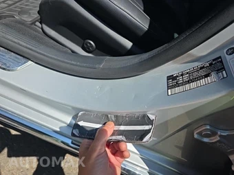 2020 Mercedes-Benz E 350 4MATIC Sedan – miniatura 23
