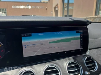 2020 Mercedes-Benz E 350 4MATIC Sedan – miniatura 30