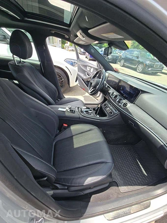 2020 Mercedes-Benz E 350 4MATIC Sedan - miniatura 18