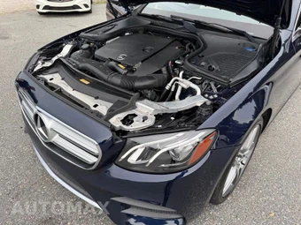 2020 Mercedes-Benz E 350 4MATIC Sedan - miniatura 11
