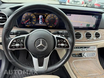 2020 Mercedes-Benz E 350 4MATIC Sedan - miniatura 13