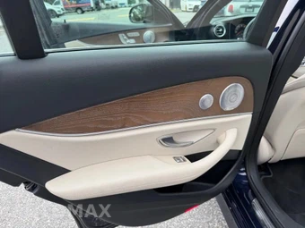 2020 Mercedes-Benz E 350 4MATIC Sedan - miniatura 28