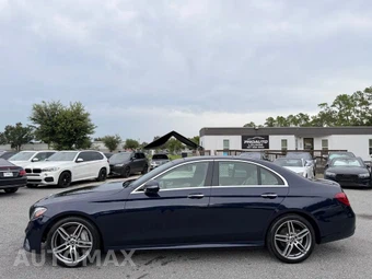 2020 Mercedes-Benz E 350 4MATIC Sedan - miniatura 4
