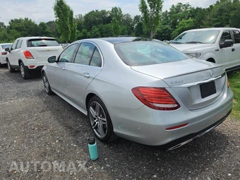 2020 Mercedes-Benz E 350 4MATIC Sedan - miniatura 6