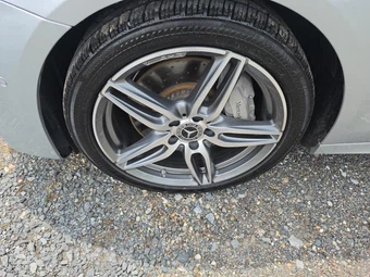 2020 Mercedes-Benz E 350 4MATIC Sedan - miniatura 8