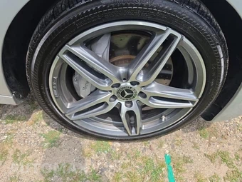 2020 Mercedes-Benz E 350 4MATIC Sedan - miniatura 9