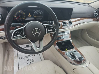 2020 Mercedes-Benz E 350 4MATIC Sedan - miniatura 11