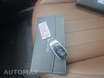 2020 Mercedes-Benz E 350 4MATIC Sedan - miniatura 22
