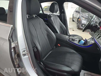 2020 Mercedes-Benz E 350 4MATIC Sedan - miniatura 18