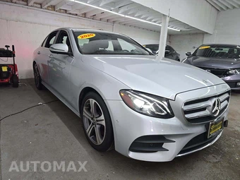 2020 Mercedes-Benz E 350 4MATIC Sedan - miniatura 4