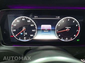 2020 Mercedes-Benz E 350 4MATIC Sedan - miniatura 9