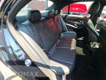 2020 Mercedes-Benz E 350 4MATIC Sedan - miniatura 16