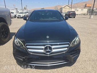 2020 Mercedes-Benz E 350 Sedan – miniatura 2