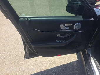 2020 Mercedes-Benz E 350 Sedan – miniatura 9