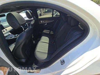 2020 Mercedes-Benz E 350 Sedan – miniatura 13