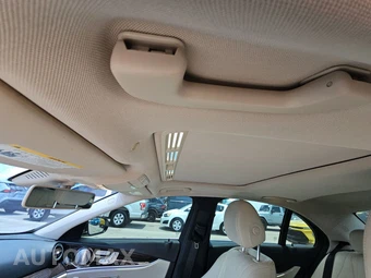 2020 Mercedes-Benz E 350 Sedan – miniatura 18