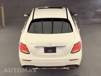 2020 Mercedes-Benz E 350 Sedan – miniatura 5