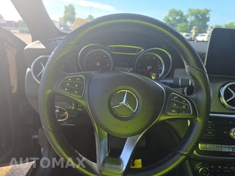 2020 Mercedes-Benz GLA 250 4MATIC – miniatura 10