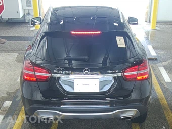 2020 Mercedes-Benz GLA 250 4MATIC – miniatura 5