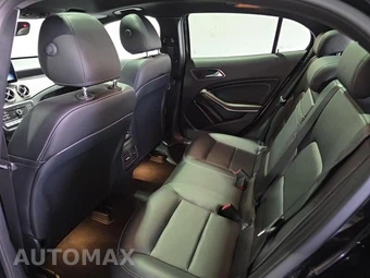 2020 Mercedes-Benz GLA 250 4MATIC – miniatura 16