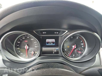 2020 Mercedes-Benz GLA 250 4MATIC – miniatura 9
