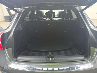2020 Mercedes-Benz GLA 250 4MATIC – miniatura 14