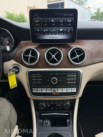 2020 Mercedes-Benz GLA 250 4MATIC - miniatura 12
