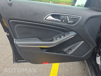 2020 Mercedes-Benz GLA 250 – miniatura 9