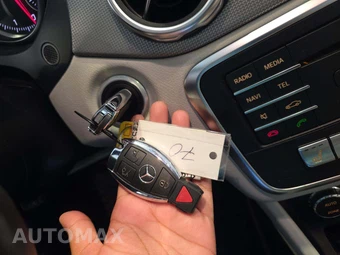 2020 Mercedes-Benz GLA 250 - miniatura 8