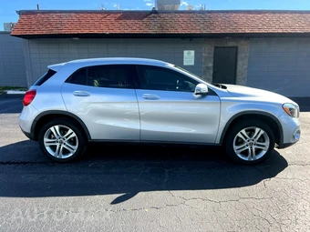 2020 Mercedes-Benz GLA 250 - miniatura 8