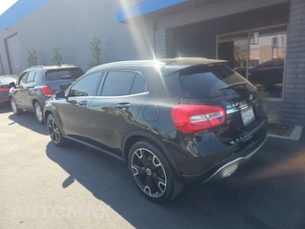 2020 Mercedes-Benz GLA 250 – miniatura 6
