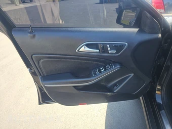 2020 Mercedes-Benz GLA 250 – miniatura 9