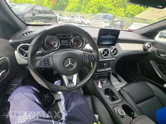 2020 Mercedes-Benz GLA 250 – miniatura 7