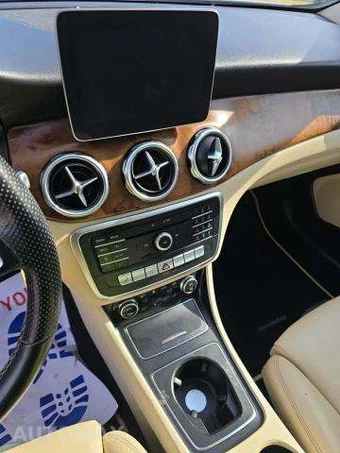 2020 Mercedes-Benz GLA 250 – miniatura 11