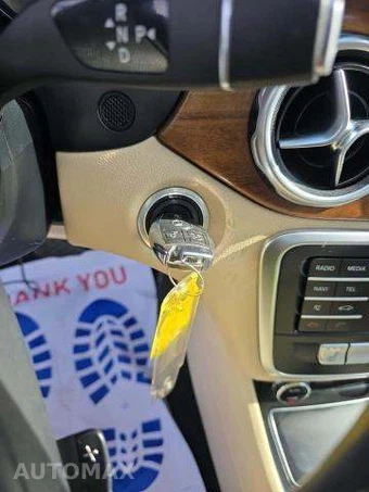 2020 Mercedes-Benz GLA 250 – miniatura 9